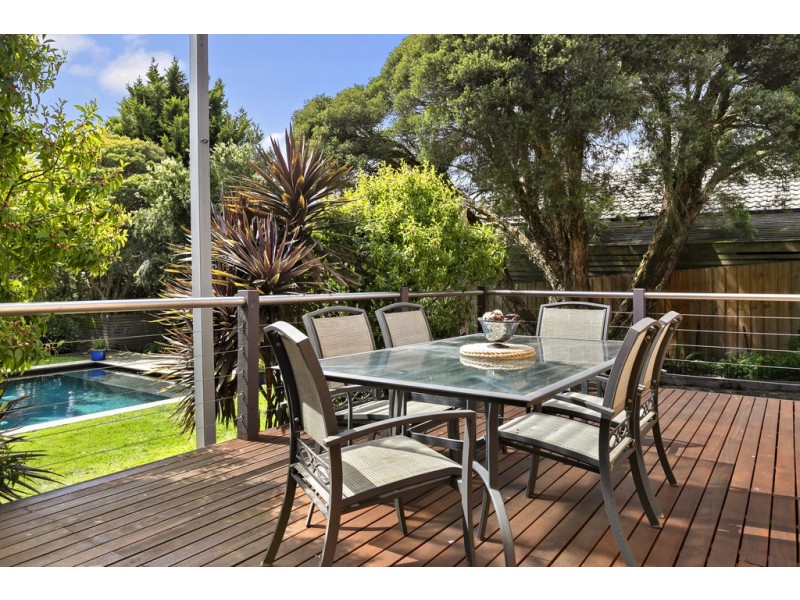 23 Mount Erin Crescent, Frankston South VIC 3199