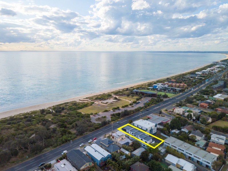 3/18 Nepean Highway, Seaford VIC 3198