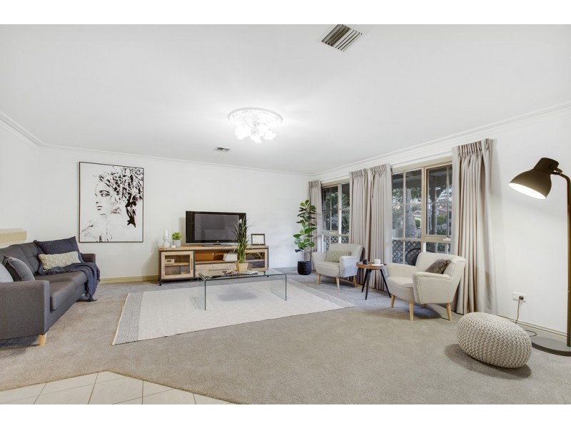 9 Condor Court, Frankston VIC 3199