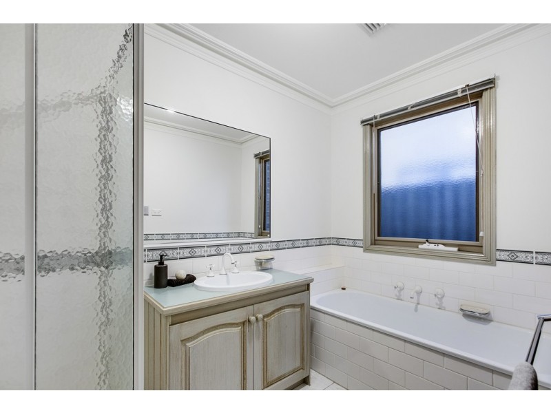 9 Condor Court, Frankston VIC 3199