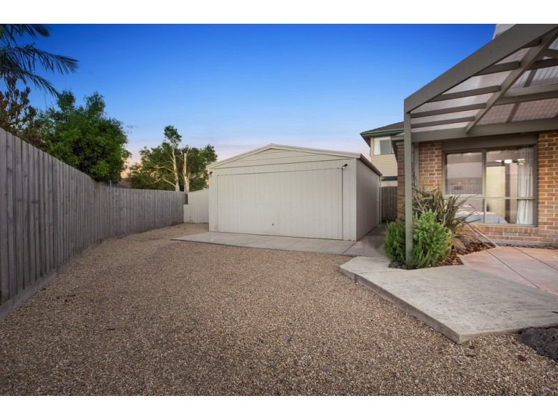 9 Condor Court, Frankston VIC 3199