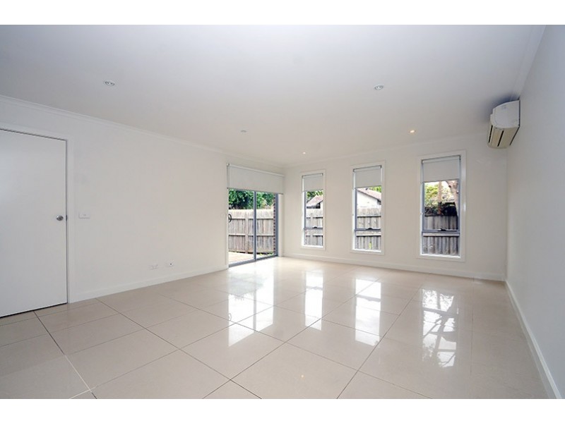 2/50 Skye Road, Frankston VIC 3199