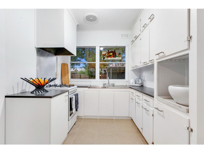 47 Forest Drive, Frankston North VIC 3200