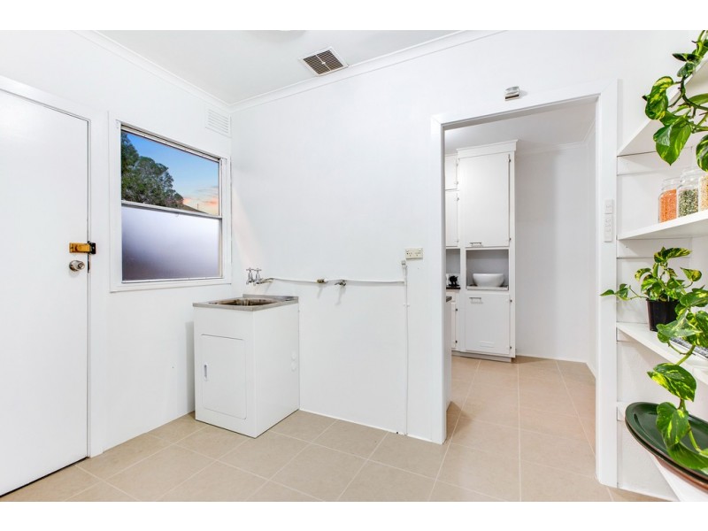 47 Forest Drive, Frankston North VIC 3200