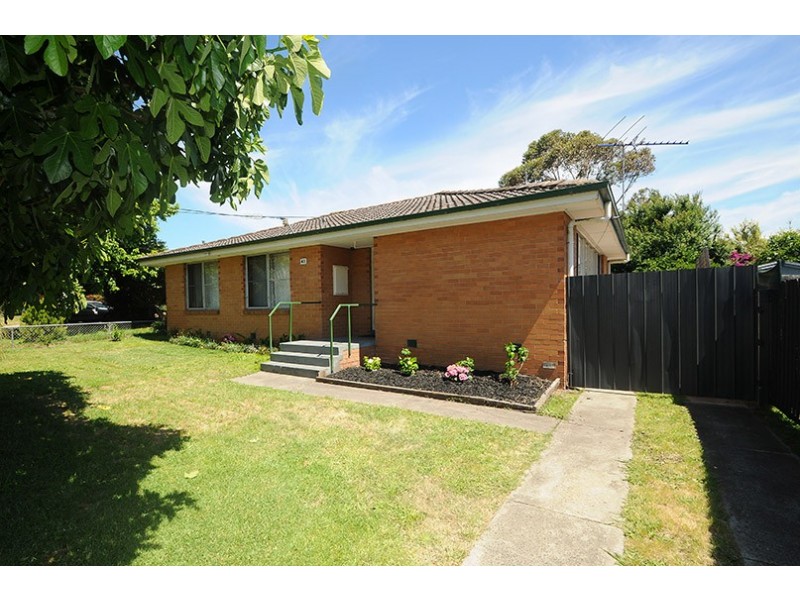 41 Laurina Crescent, Frankston North VIC 3200