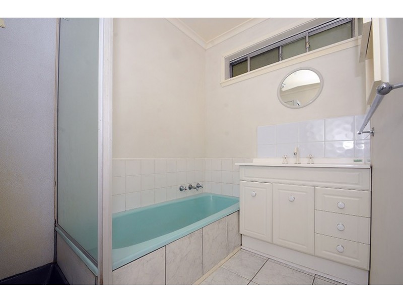 41 Laurina Crescent, Frankston North VIC 3200