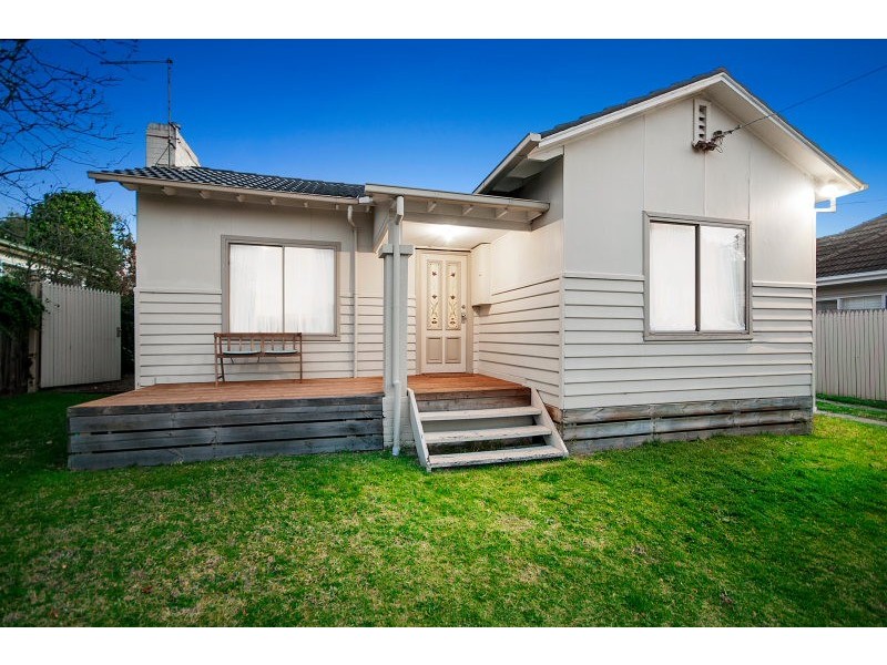 6 Edna Street, Frankston VIC 3199