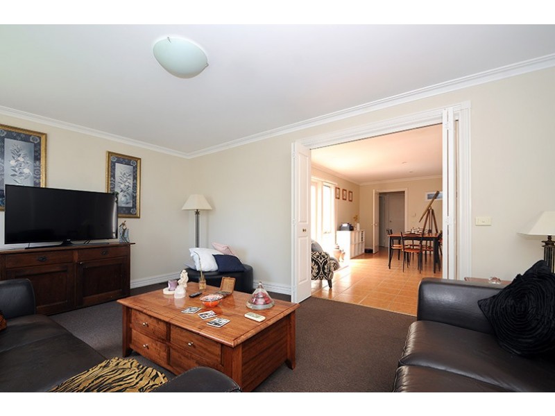 12A Winton Avenue, Frankston VIC 3199