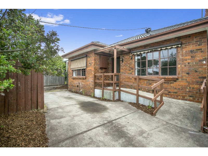 1/10 Finlay Street, Frankston VIC 3199