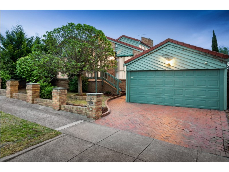 18 Courageous Court, Frankston VIC 3199