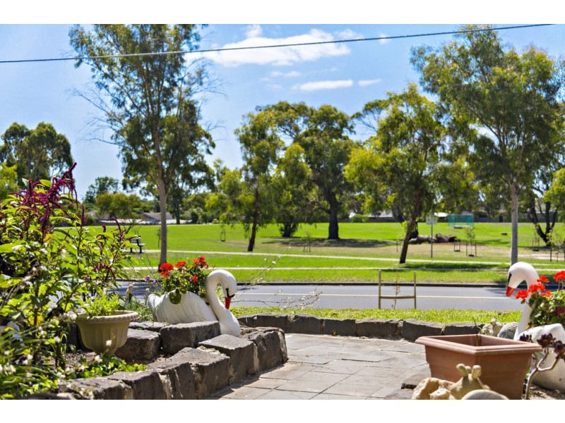 86 Ashleigh Avenue, Frankston VIC 3199