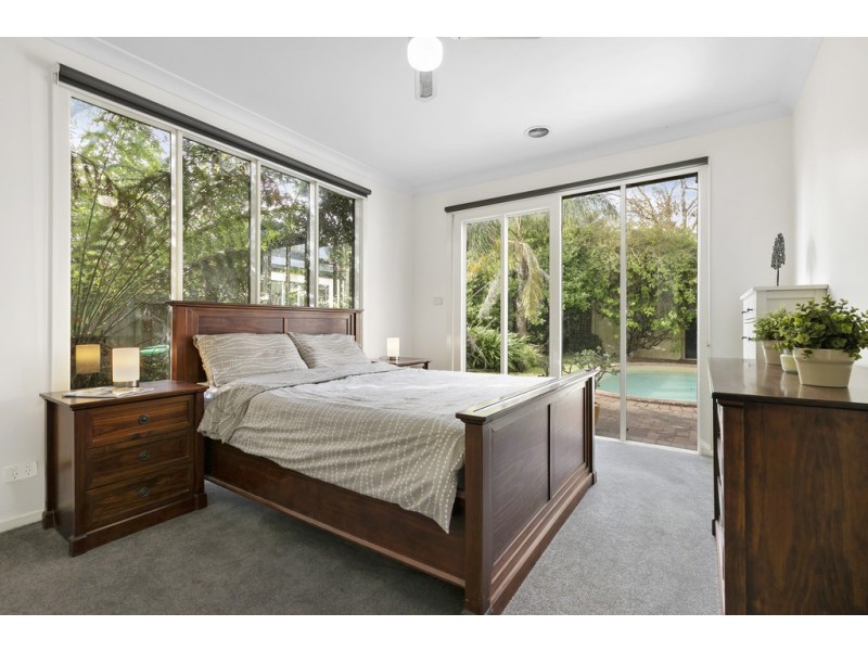 4 Helvetia Court, Frankston VIC 3199