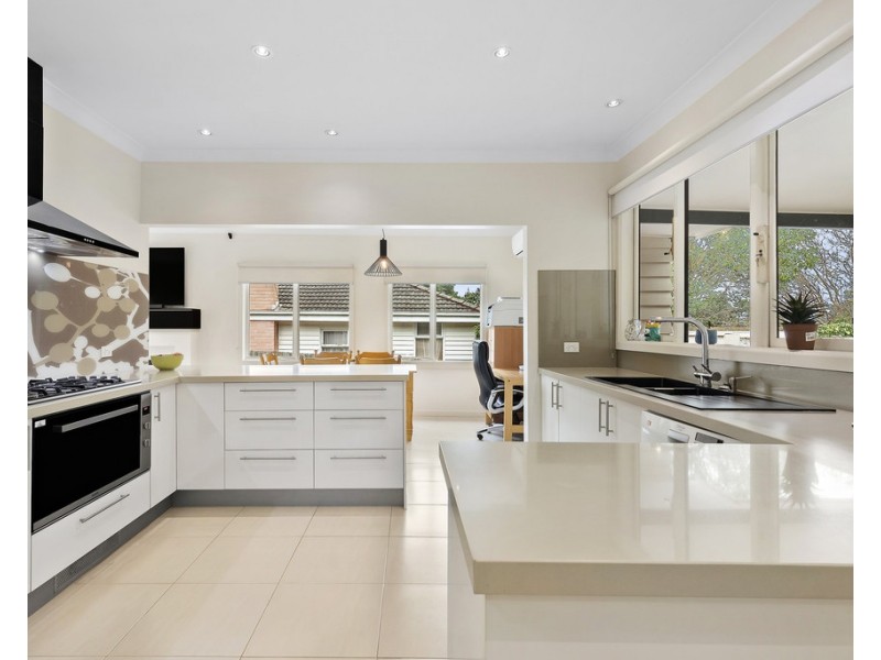 5 Summit Road, Frankston VIC 3199