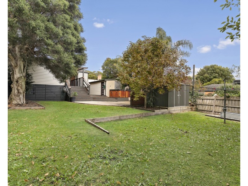 5 Summit Road, Frankston VIC 3199