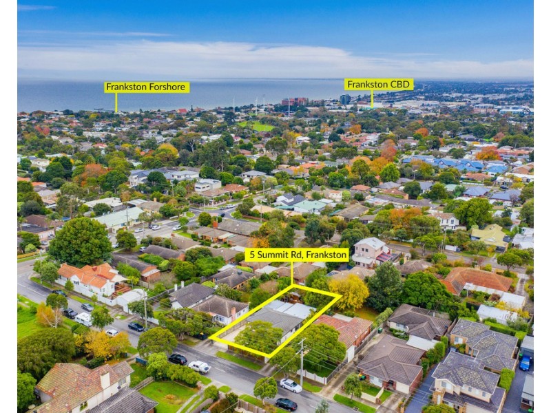 5 Summit Road, Frankston VIC 3199