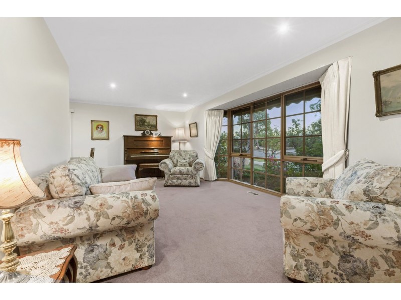 1 Luke Court, Frankston South VIC 3199