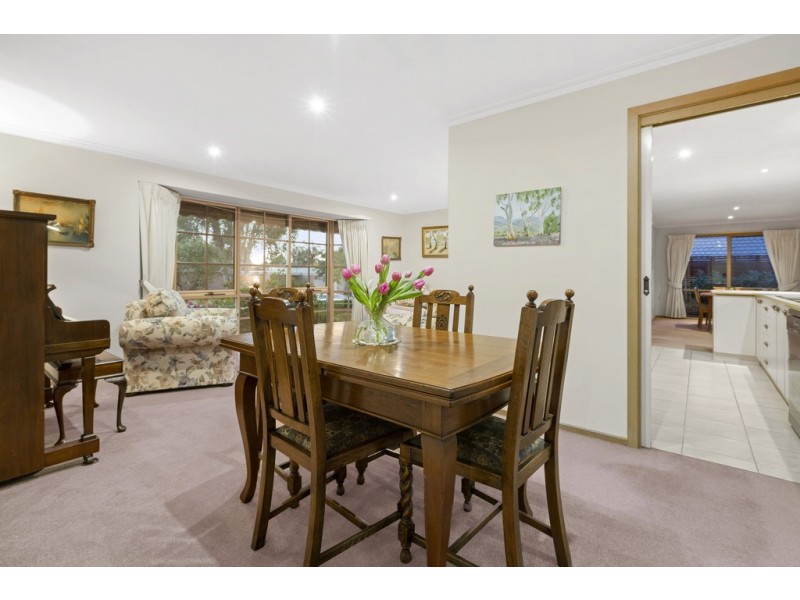 1 Luke Court, Frankston South VIC 3199