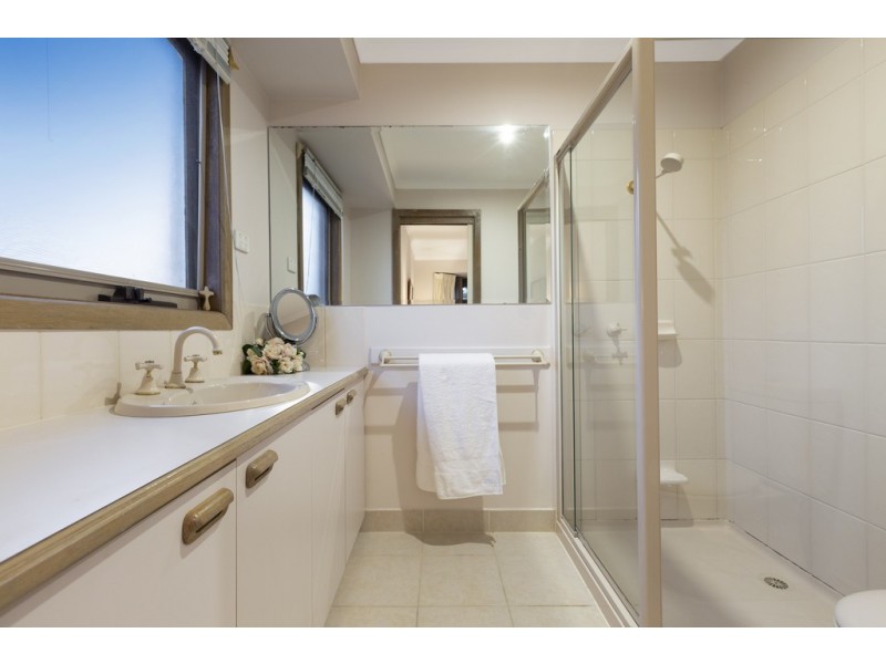 1 Luke Court, Frankston South VIC 3199