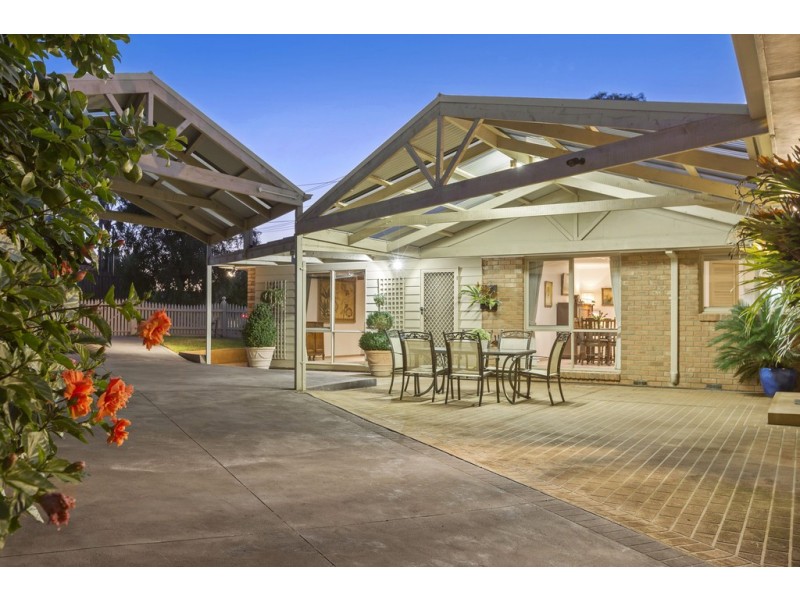 1 Luke Court, Frankston South VIC 3199