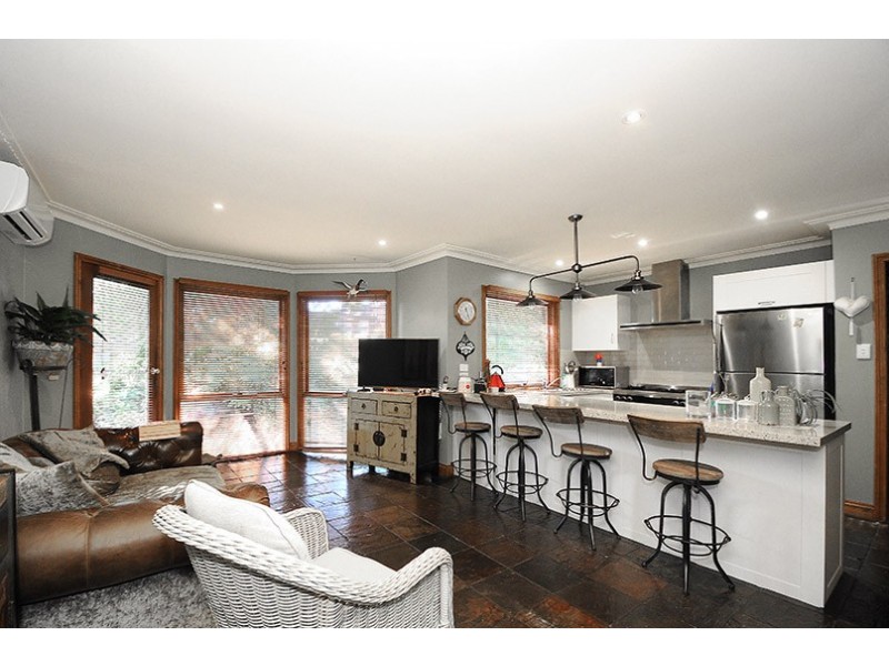 1 York Court, Frankston VIC 3199