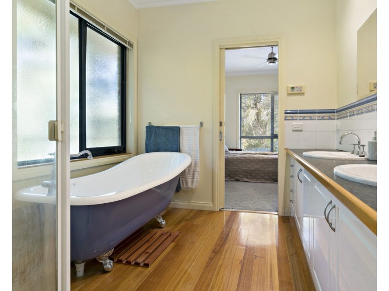 4 Merlot Court, Frankston South VIC 3199