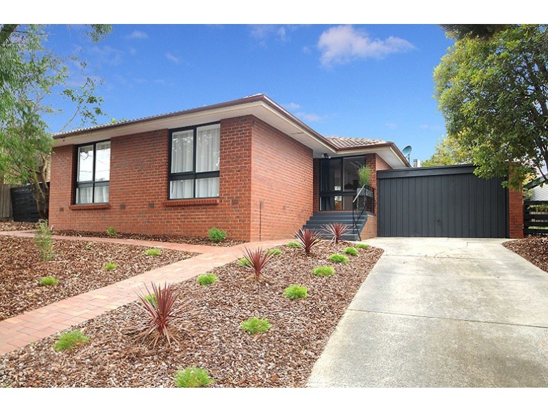 13 Lipton Drive, Frankston VIC 3199