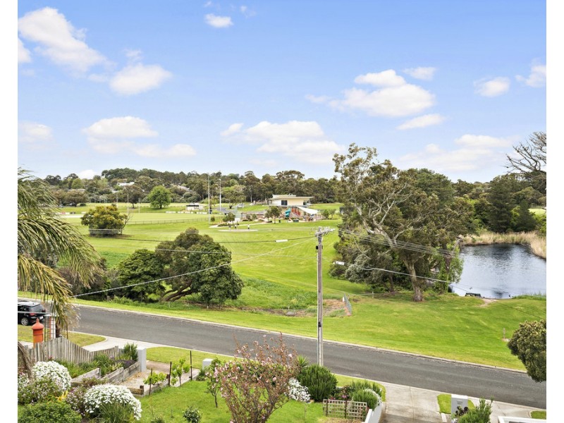 37 Nursery Avenue, Frankston VIC 3199