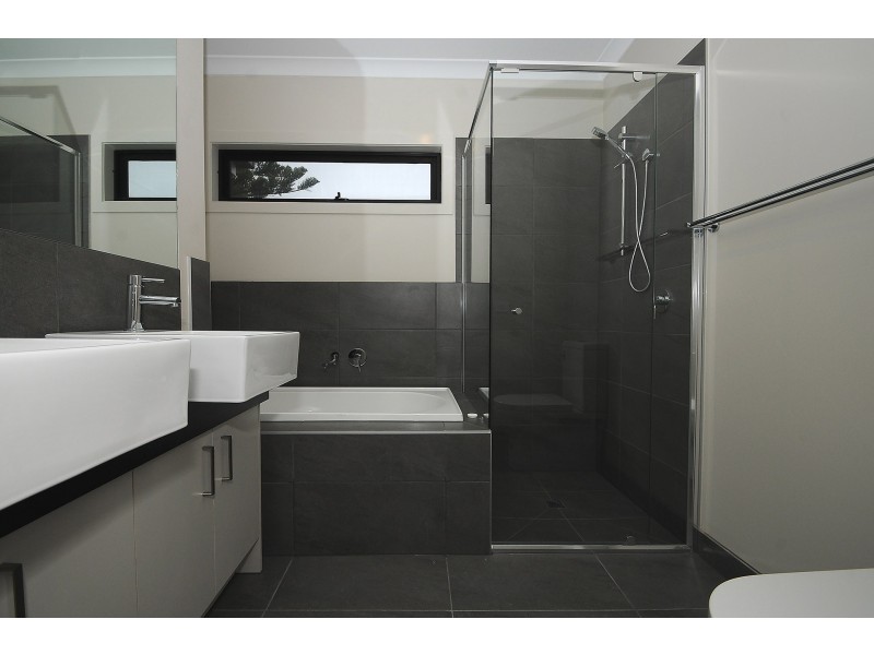 3/4 Gladwyn Avenue, Frankston VIC 3199