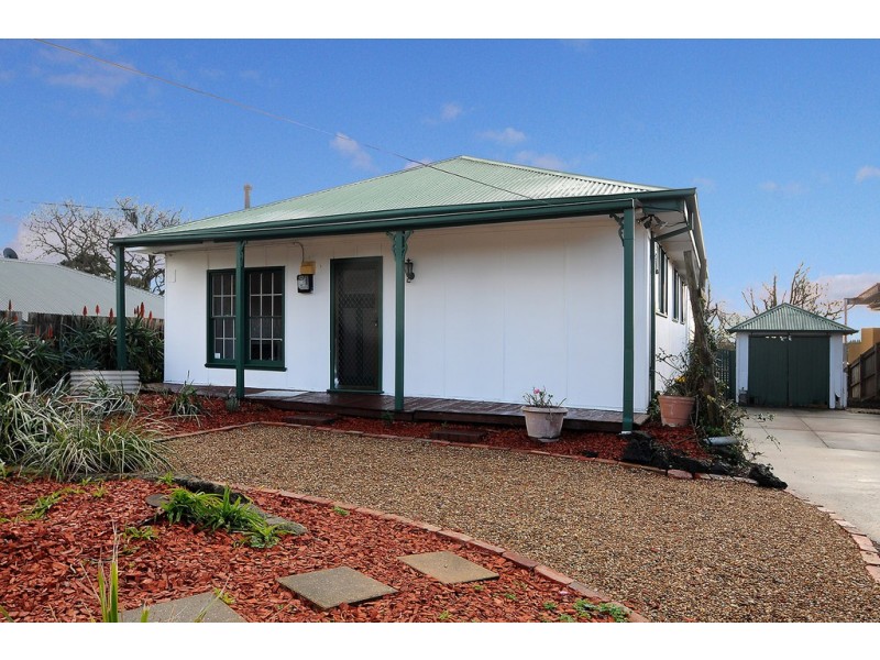 11 Denbigh Street, Frankston VIC 3199