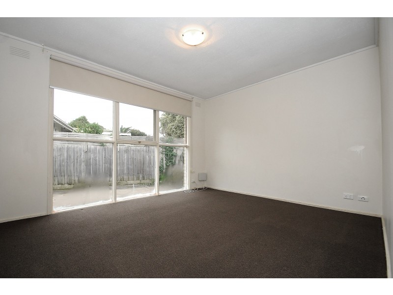 15 Karingal Drive, Frankston VIC 3199