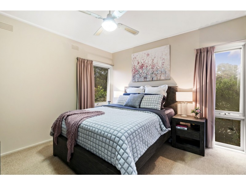 37 Santa Barbara Drive, Frankston VIC 3199