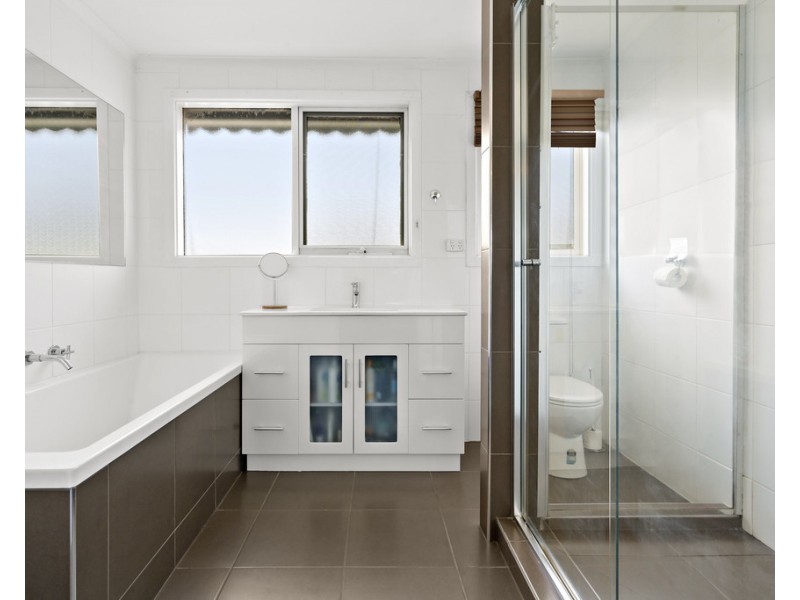 35 Maple Street, Seaford VIC 3198