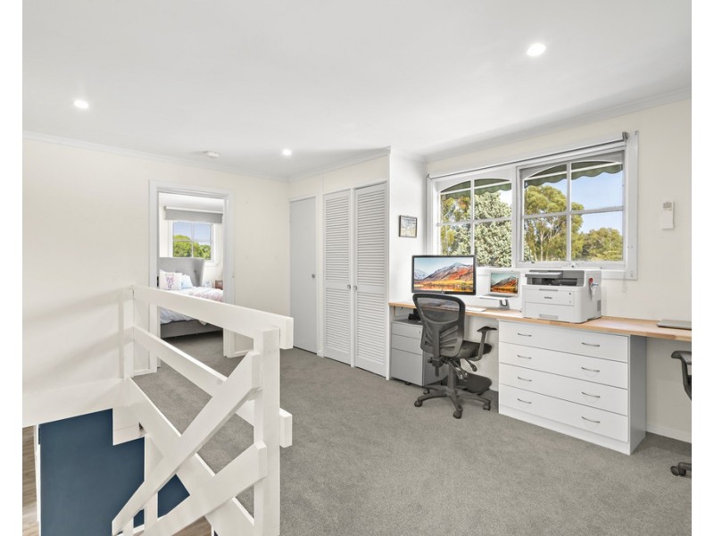 35 Maple Street, Seaford VIC 3198