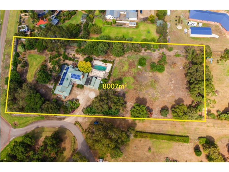 2 Cedar Rose Terrace, Bittern VIC 3918