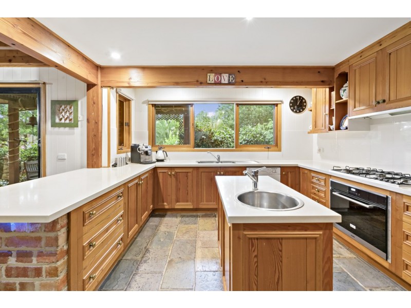 2 Cedar Rose Terrace, Bittern VIC 3918