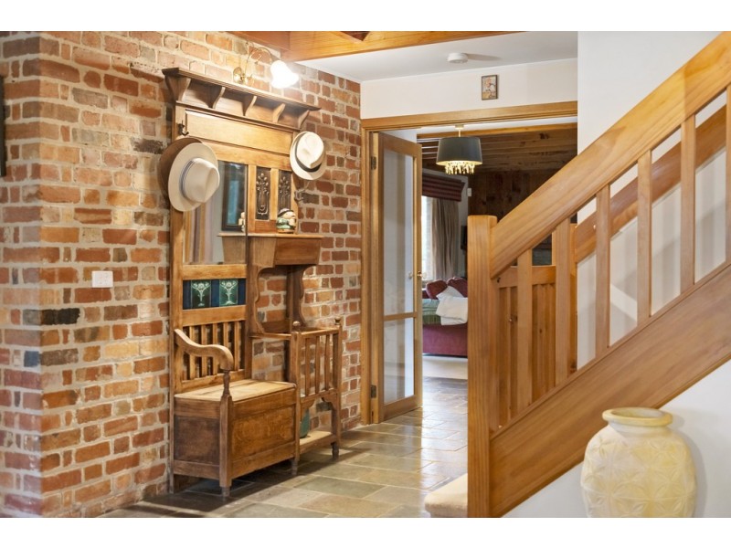 2 Cedar Rose Terrace, Bittern VIC 3918