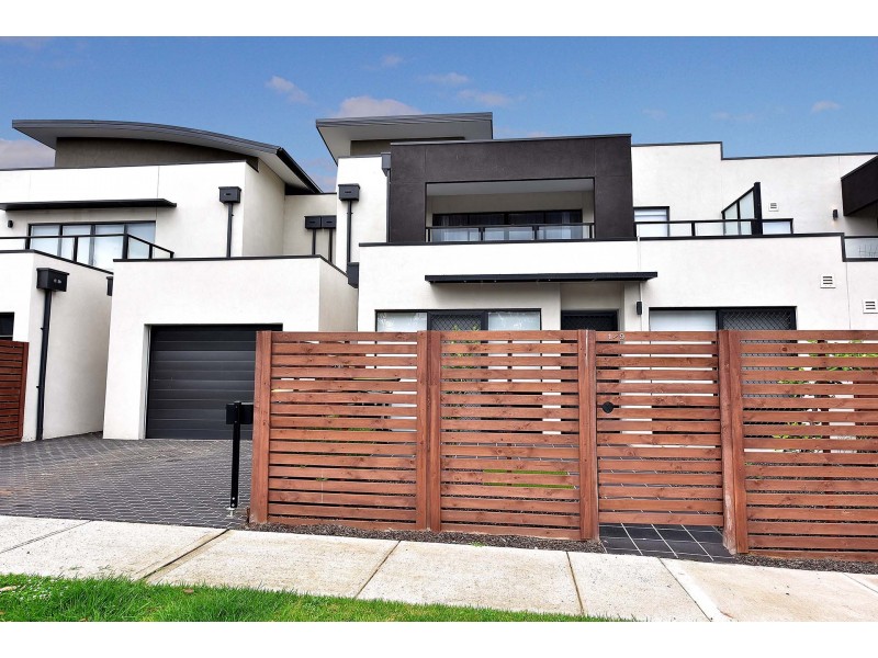 2/9 Grnja Way, Carrum Downs VIC 3201