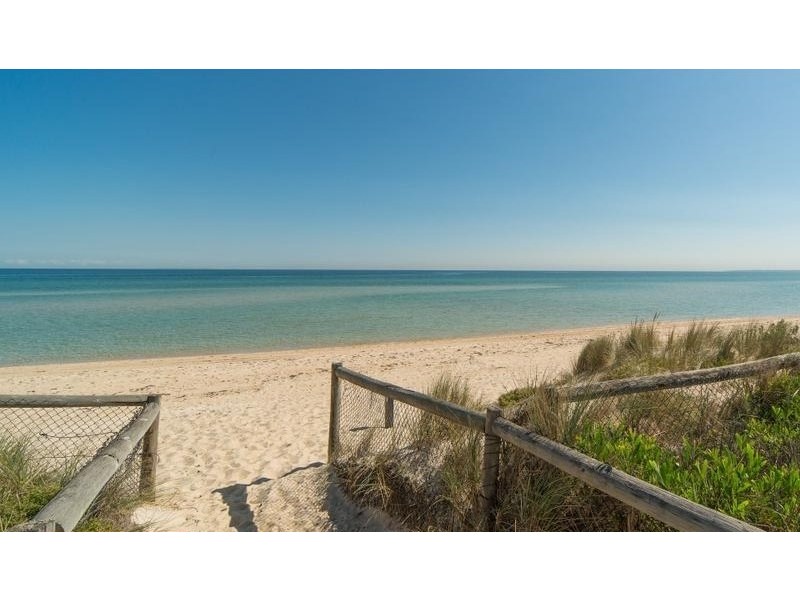 252 Nepean Highway, Seaford VIC 3198