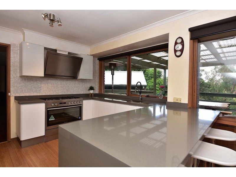 4 Dulgai Court, Frankston VIC 3199