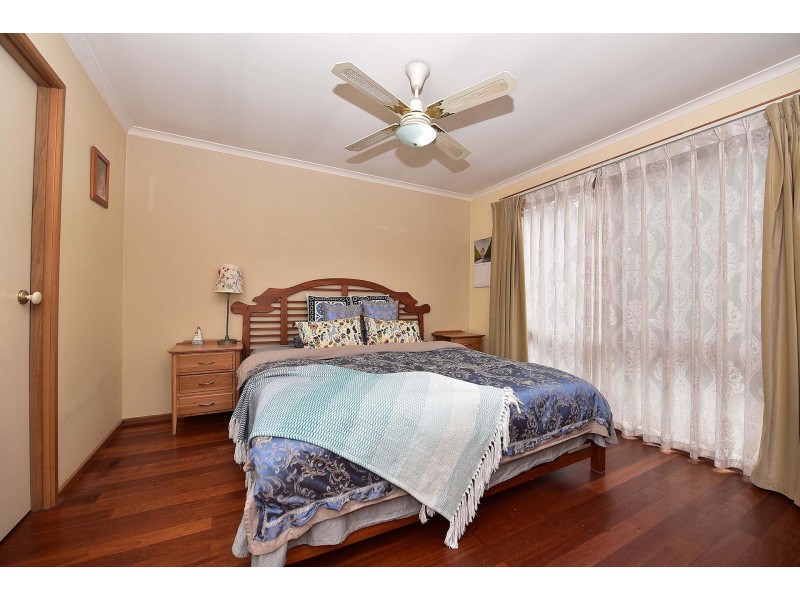 4 Dulgai Court, Frankston VIC 3199