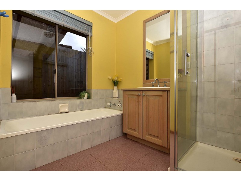 4 Dulgai Court, Frankston VIC 3199