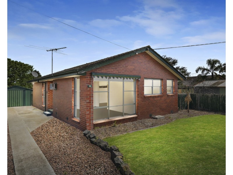 4 Rowan Court, Frankston North VIC 3200