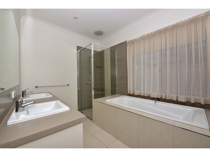 1a Ikara Street, Mornington VIC 3931