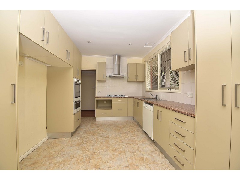 2 Tavistock Road, Frankston South VIC 3199