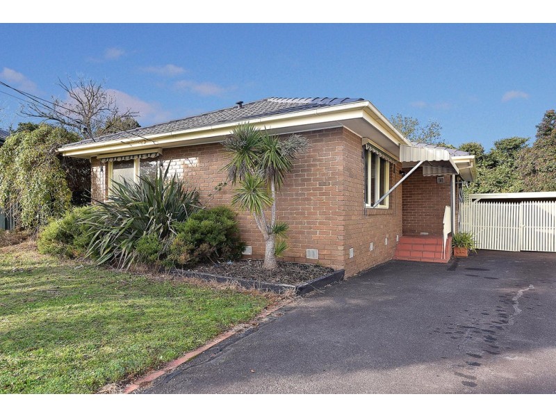 6 Almora Close, Frankston VIC 3199
