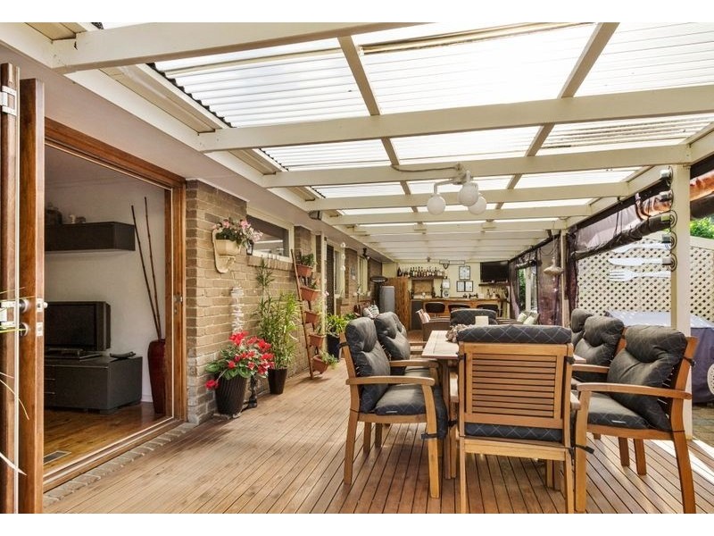 6 Almora Close, Frankston VIC 3199