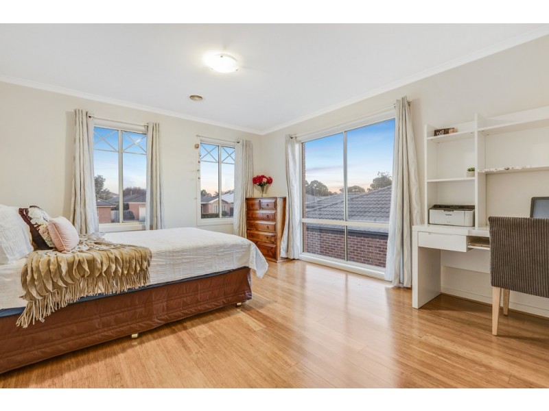 7 Edinburgh Drive, Skye VIC 3977