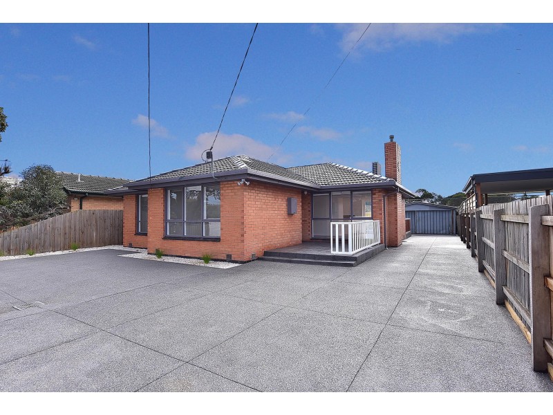27 Hayman Avenue, Seaford VIC 3198