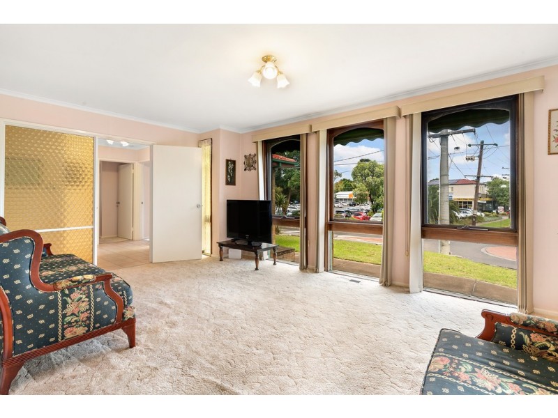 19 Karingal Drive, Frankston VIC 3199