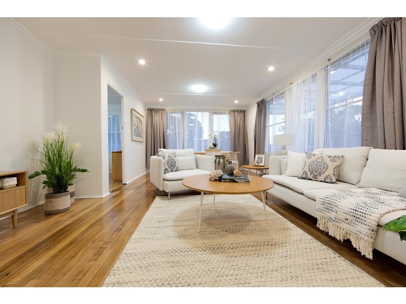 77 Monterey Boulevard, Frankston North VIC 3200